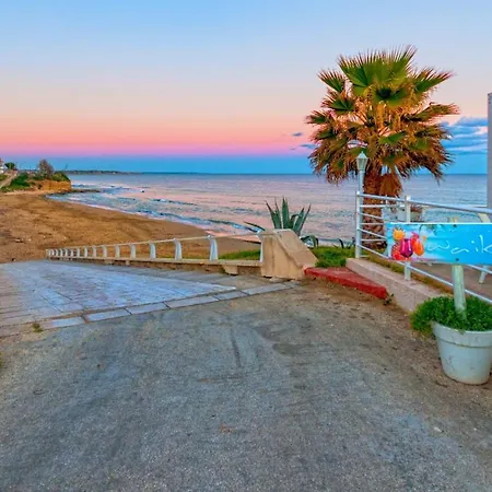 Holiday home Mare Pantenello, 80 Metri Dalla Avola