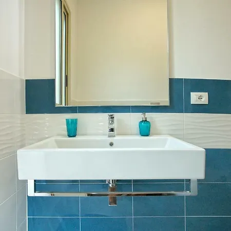 Holiday home Mare Pantenello, 80 Metri Dalla *